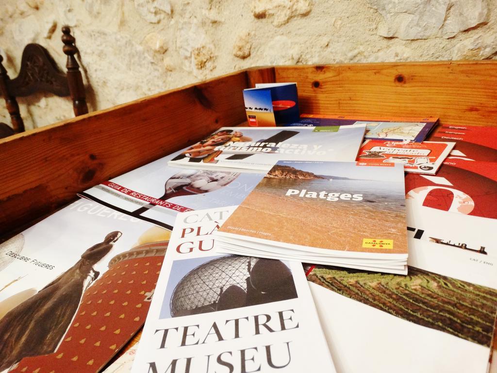 Can Barraca Avinyonet de Puigventós エクステリア 写真